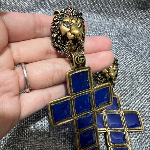 Gucci Lion Head Cross Drop Clip On Earrings in Deep Blue - Picture 2 of 3